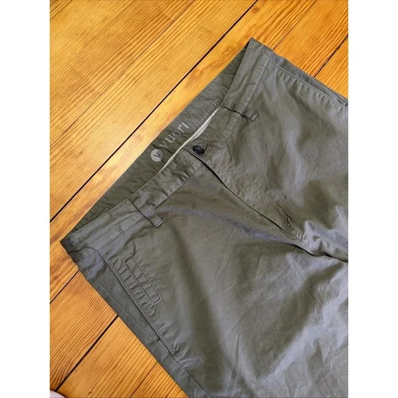 Vuori Collins Chino Stretch Twill Pants Men's 34 Green V433 Casual - Picture 2 of 14